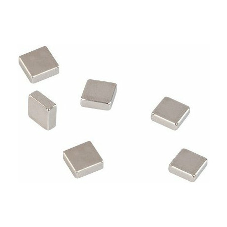 Magnesy Super Strong kwadraty 1x1x0,5cm (6)